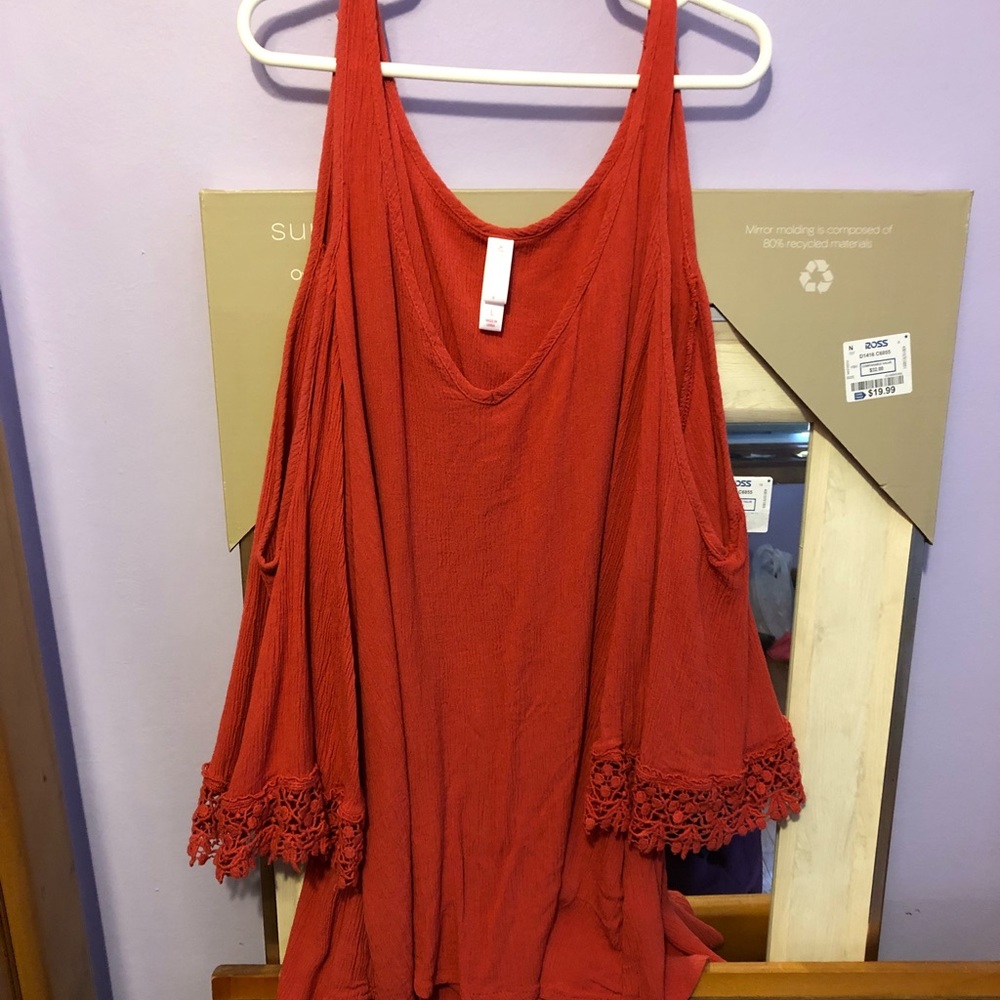 Gently Used Cold shoulder top